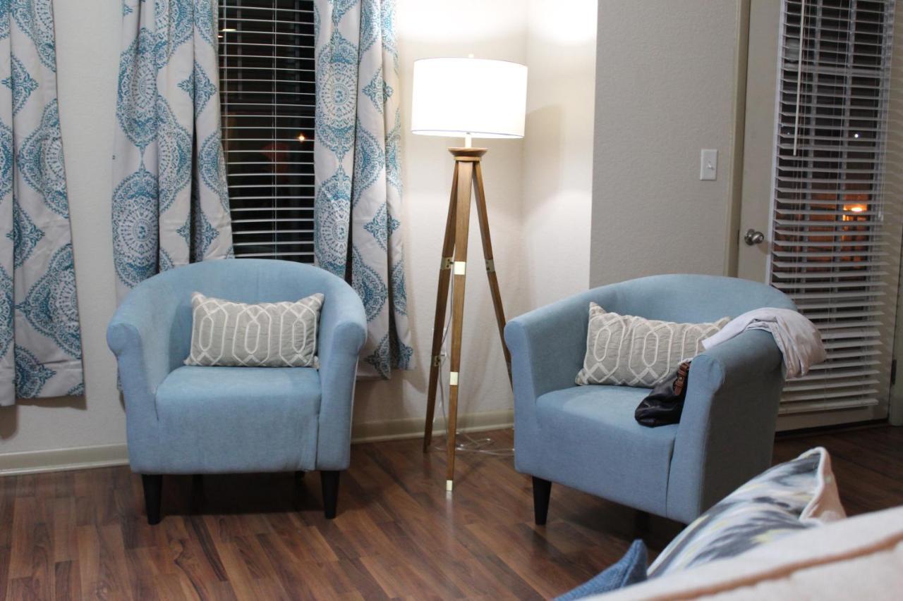 Old Fort Loft King & Queen Suites Nearest Accomodation To Marshals Museum Power Your Ev For Free! Fort Smith Bagian luar foto