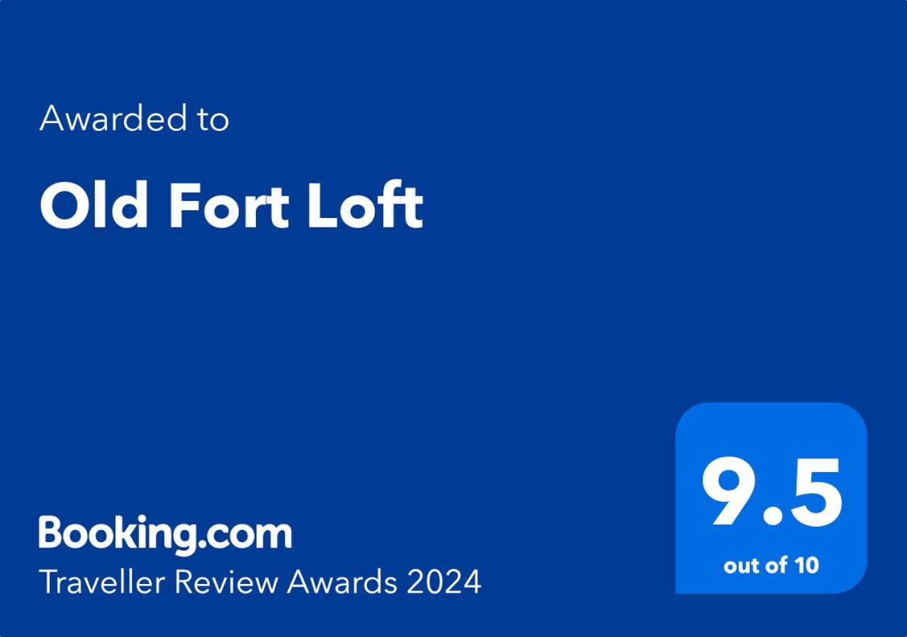 Old Fort Loft King & Queen Suites Nearest Accomodation To Marshals Museum Power Your Ev For Free! Fort Smith Bagian luar foto